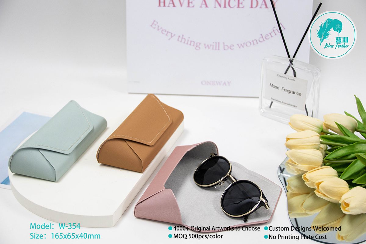 Classical Soft Pu Leather Semi Hard Glasses Case for Daily Use